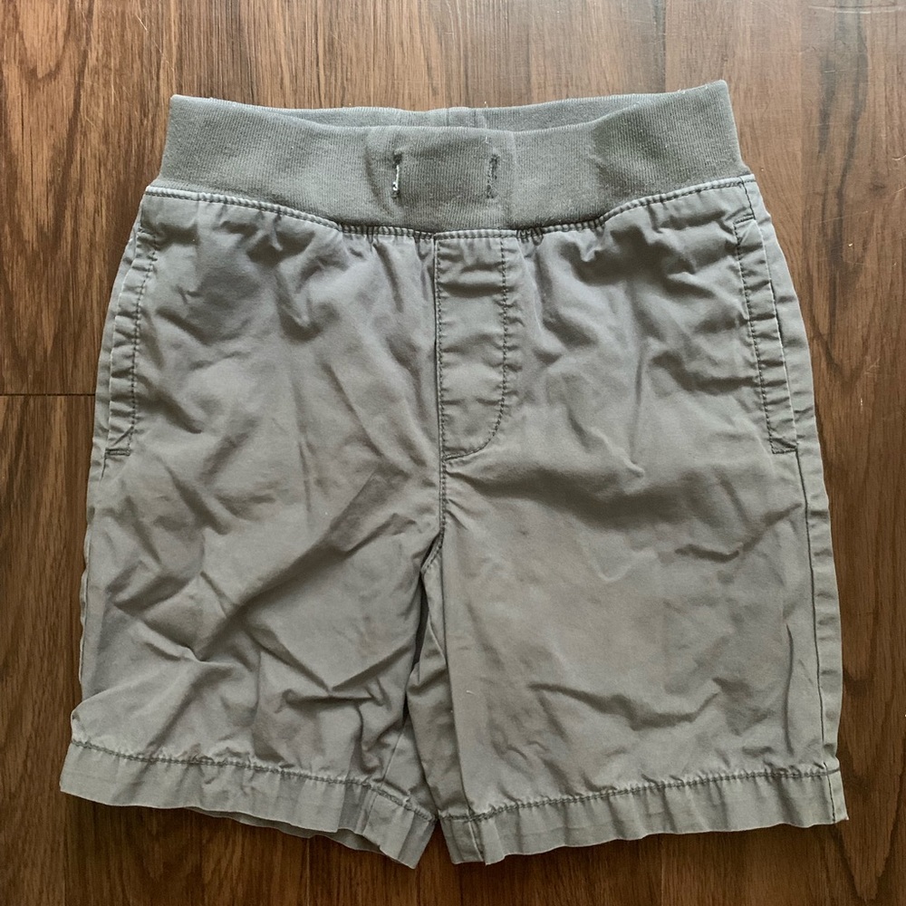 4T Gap shorts